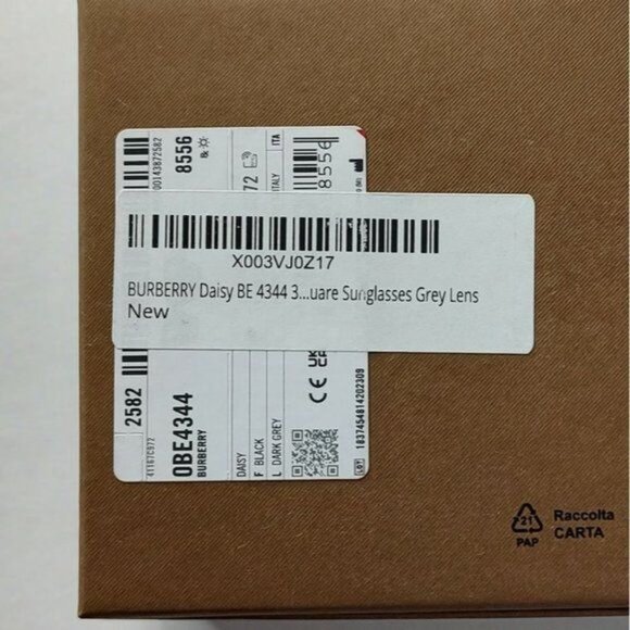 Burberry Daisy Square Oversized Sunglasses BE4344 Black Gold Logo - Picture 12 of 16